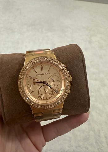 Michael Kors Altın Renkli Kadın Kol Saati - Görsel 2