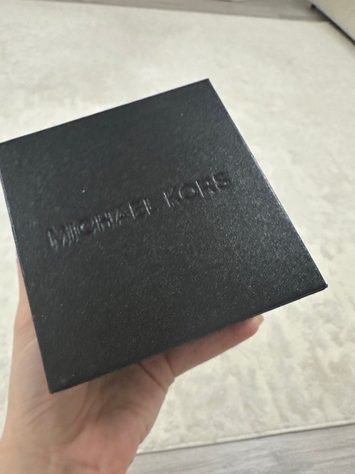 Michael Kors Altın Renkli Kadın Kol Saati - Görsel 5