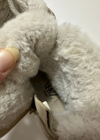 Kız Çocuk Krem Kürk Detaylı Bot - Görsel 4