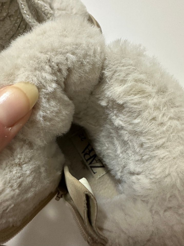 Kız Çocuk Krem Kürk Detaylı Bot - Görsel 4