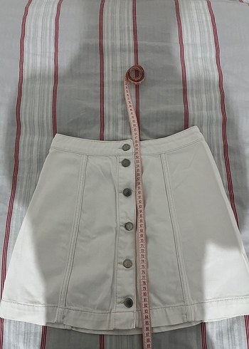 Düğmeli Beyaz Etek - Görsel 2