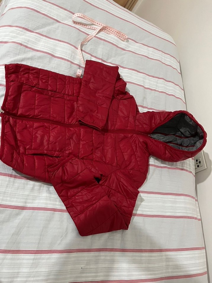 Kırmızı Kadın Kapüşonlu şişme mont - Görsel 2