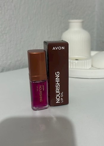 Avon Parlak Bordo Dudak Parlatıcısı - Görsel 2