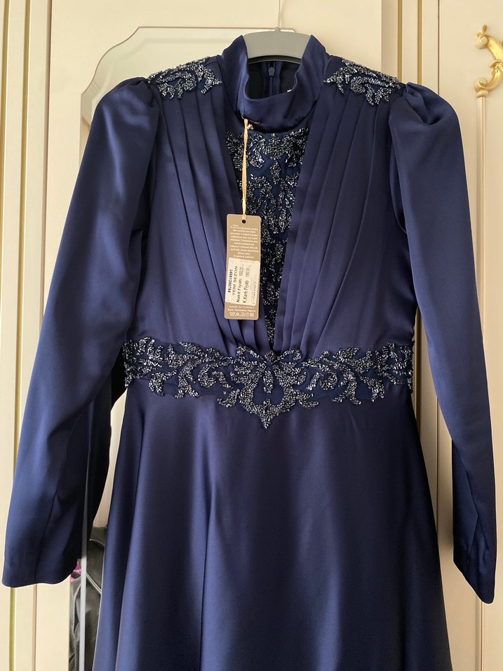 Lacivert Nakışlı Uzun Kollu Uzun Abiye Elbise - Görsel 4