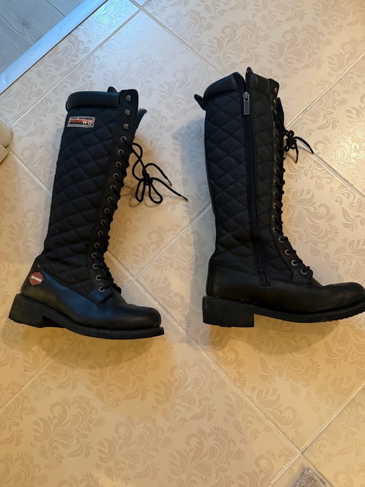 Siyah Deri Gotik Yüksek Topuklu Kadın Çizme - Görsel 2