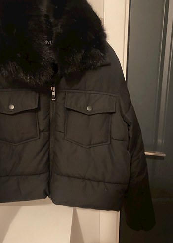 Kürklü Siyah Kadın mont - Görsel 4