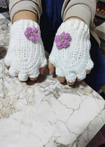 Beyaz Örgü Kadın Eldivenleri pembeDetaylı - Görsel 4