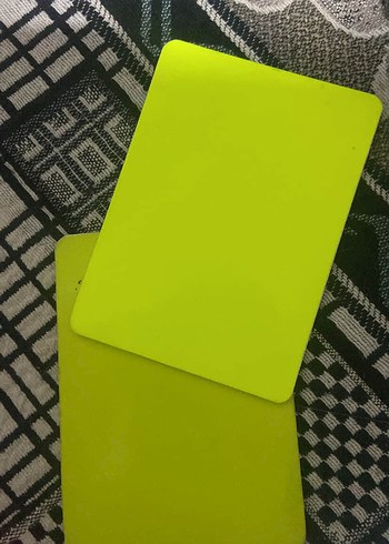 Sarı Kırmızı Kart - Görsel 2