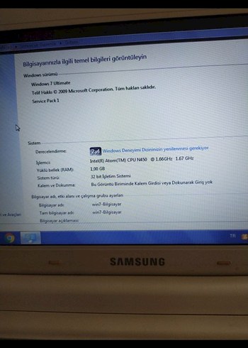 Beyaz Samsung Laptop - Görsel 2