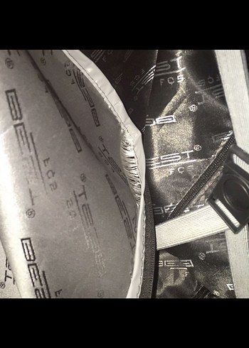 Fermuarlı Koyu Pembe Yılan Desenli Erkek Valiz - Görsel 2