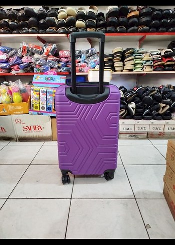 Mor Fermuarlı Erkek Valizi - Görsel 3