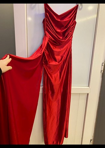 Kırmızı Drapeli Uzun Abiye Elbise - Görsel 2