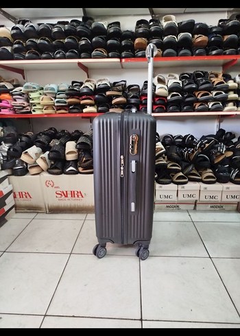 Siyah Erkek Valiz, Tokalı, Baskılı - Görsel 2