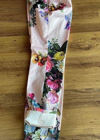 Çiçek Desenli Midi Kadın Kumaş Pantolon - Görsel 2