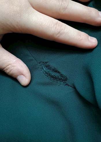 Uzun Koyu Yeşil Saten Kadın Elbise - Görsel 2