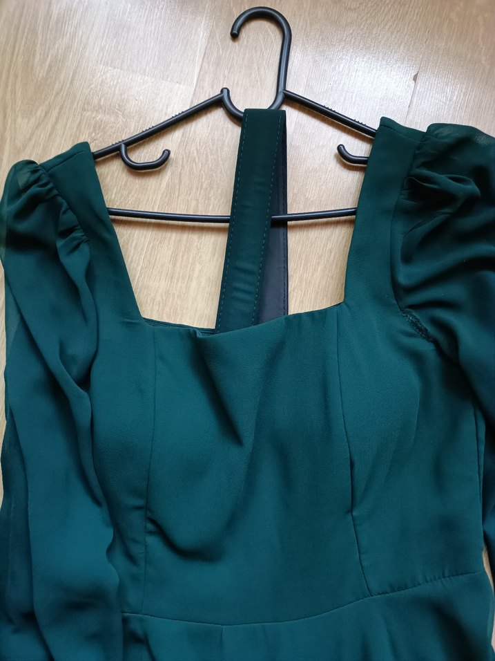 Uzun Koyu Yeşil Saten Kadın Elbise - Görsel 3