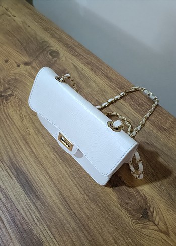 Beyaz Deri Kadın Çanta - Modern Klasik - Görsel 3