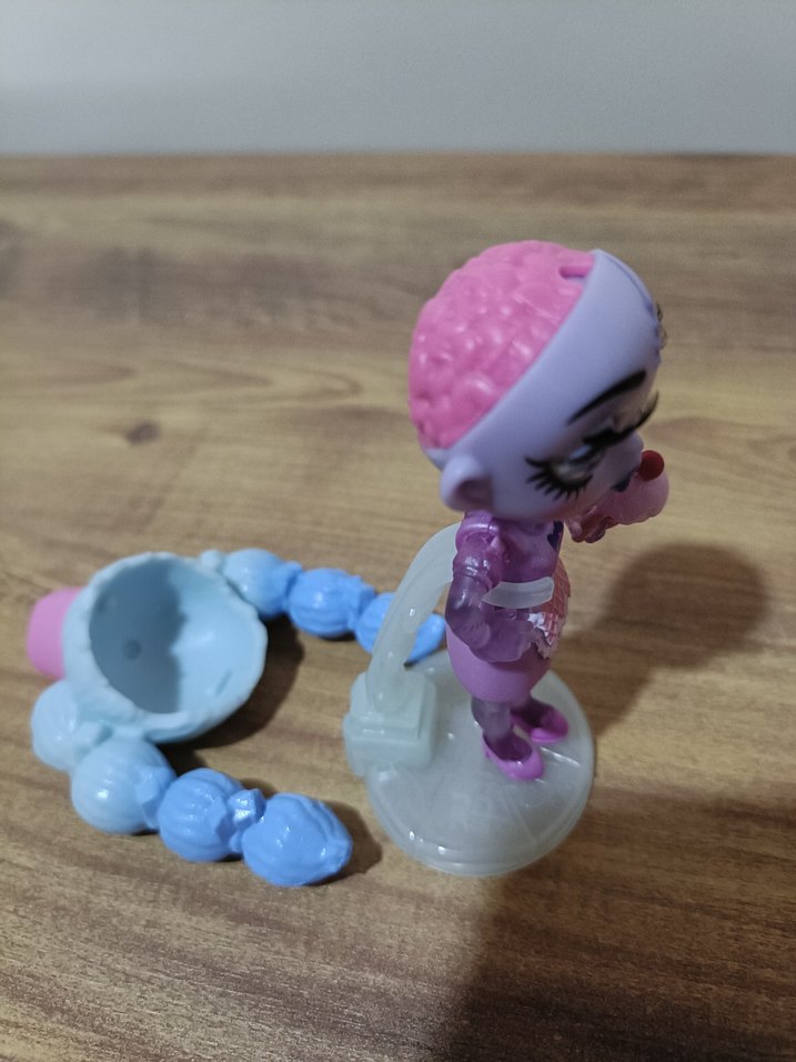 zombaes figür oyuncak - Görsel 2