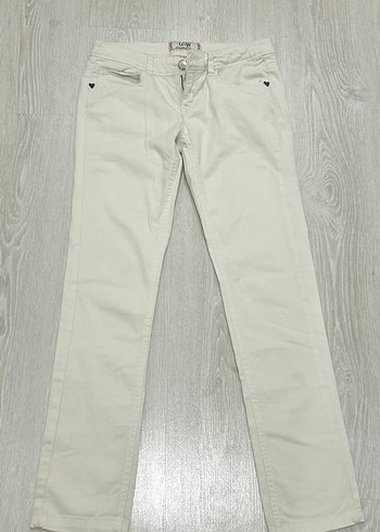 Beyaz Kadın Düşük Bel Pantolon - Görsel 3