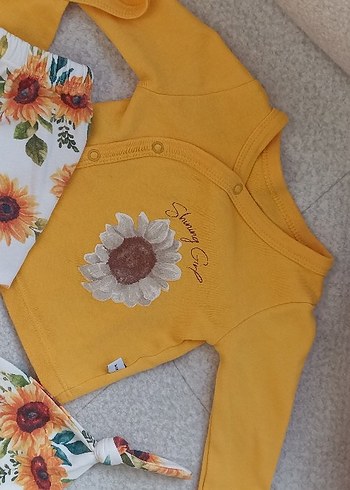 Sarı Ayçiçeği Desenli Bebek Takımı - Görsel 5