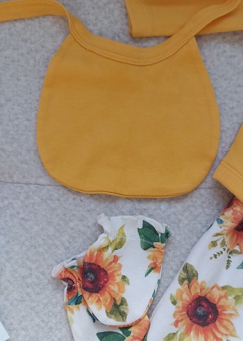 Sarı Ayçiçeği Desenli Bebek Takımı - Görsel 3