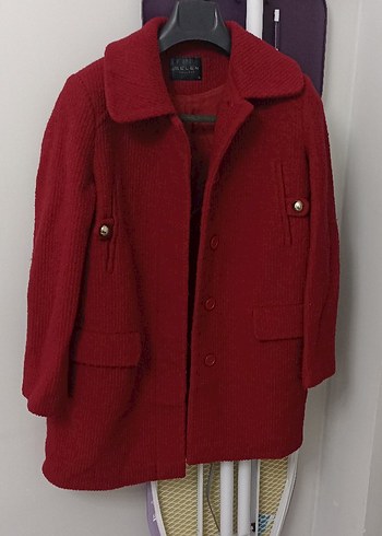 İnce dokulu kırmızı kaban - Görsel 4