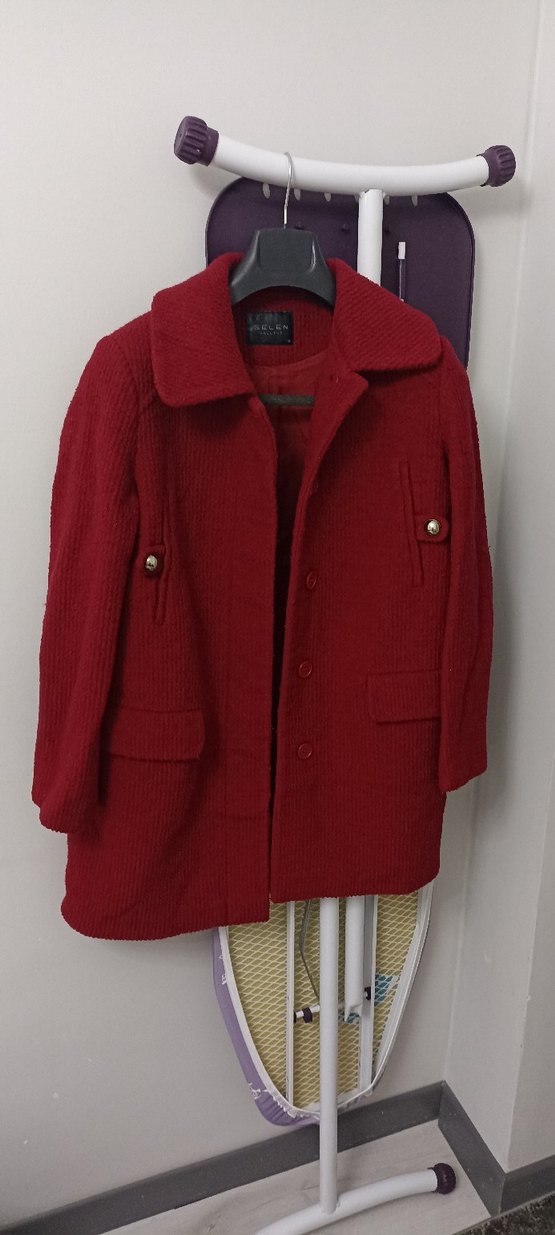 İnce dokulu kırmızı kaban - Görsel 4