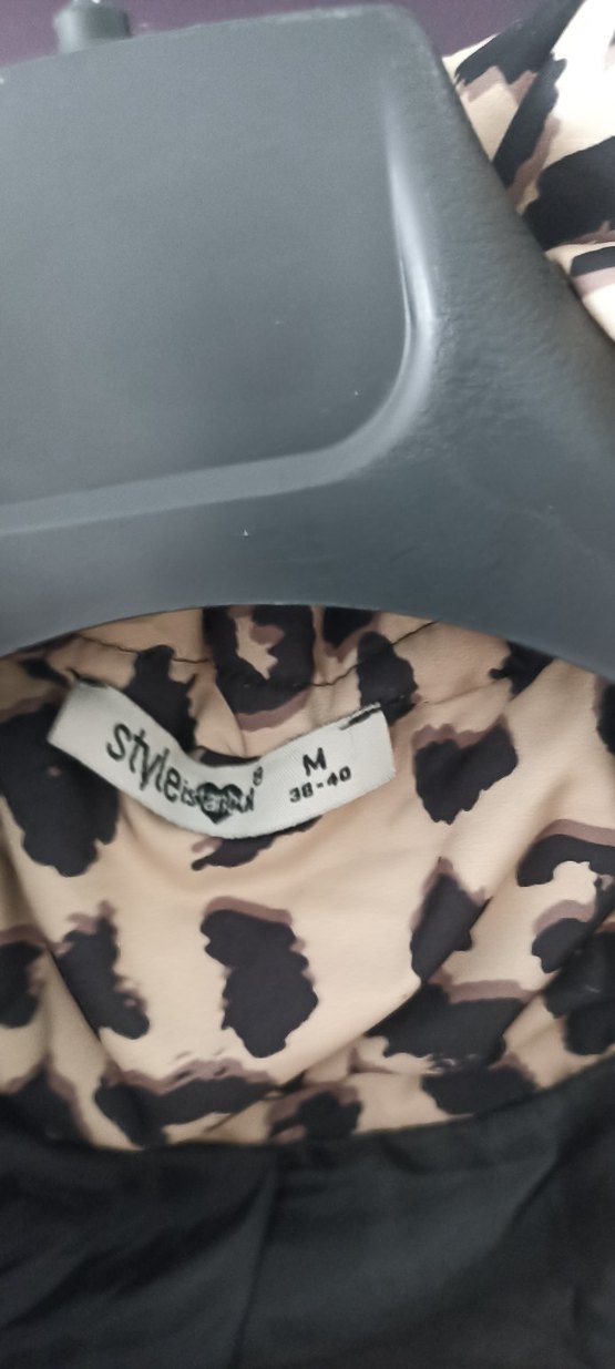 Leopar Desenli Kadın Mont - Görsel 3