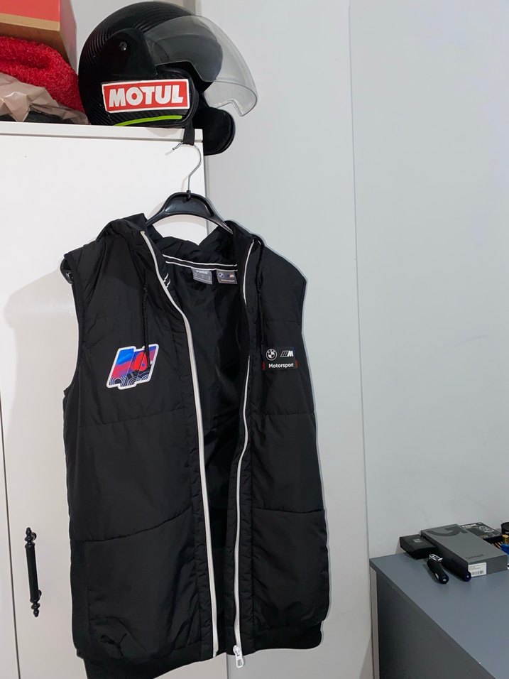 Siyah Kapüşonlu Erkek Şişme Yelek - Görsel 4