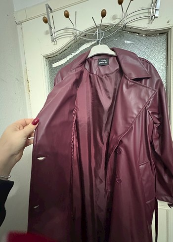 Bordo Deri Uzun Kadın Trençkot - Görsel 4