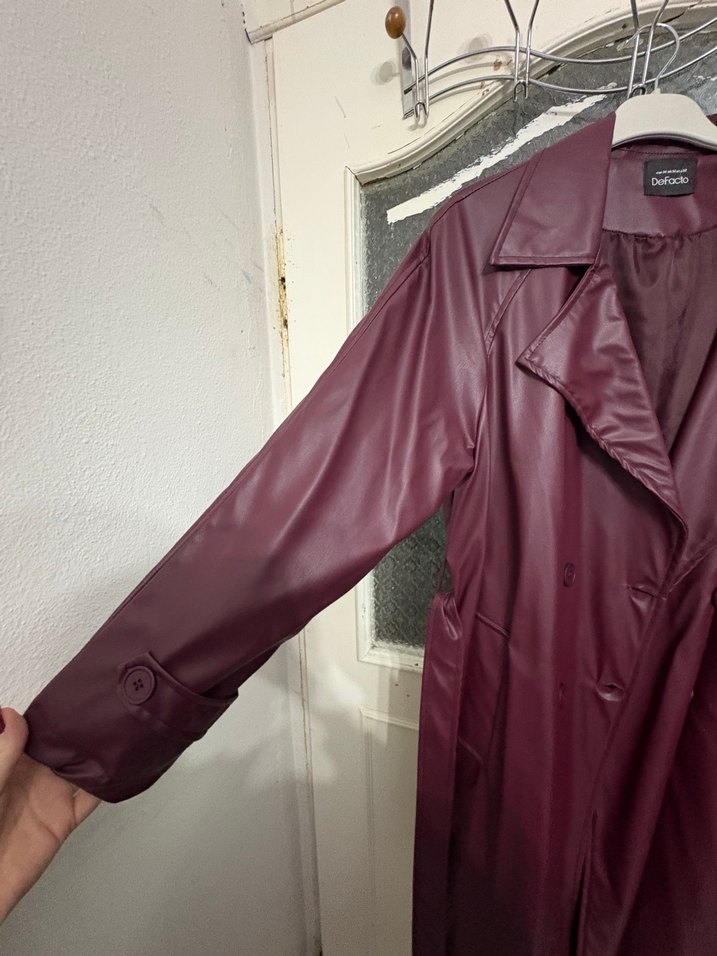 Bordo Uzun Deri Kadın Trençkot - Görsel 3