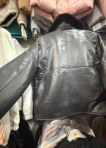 Kadın Siyah Deri Kürklü Biker Ceket - Görsel 4