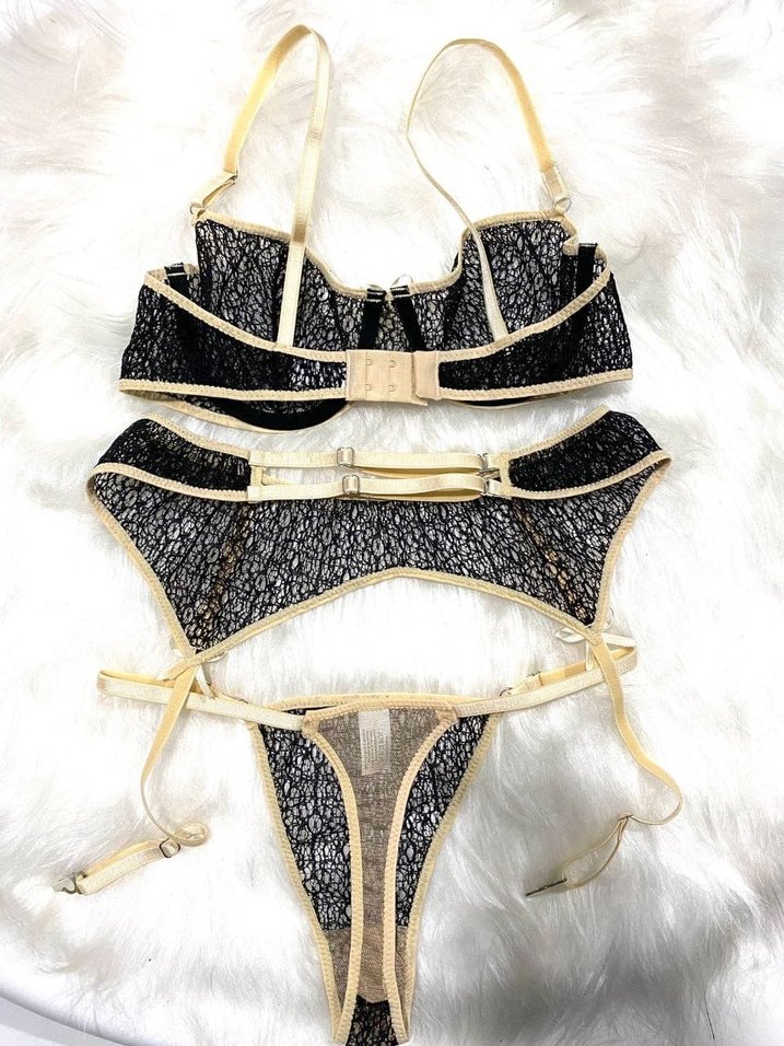 Vintage Nakışlı Siyah Mini Sütyen Takımı S ve L beden var - Görsel 2