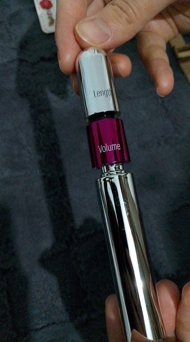 Mor Renkli Kirpik Maskarası - Görsel 2