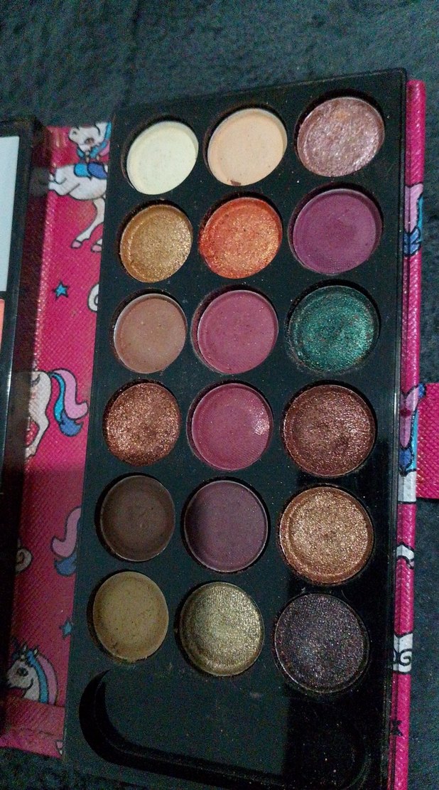 Canlı Renkli Çoklu Göz Farı Paleti - Görsel 3