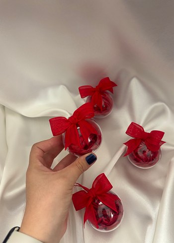 Kırmızı Kurdeleli Mika küre içinde saten toka - Görsel 2