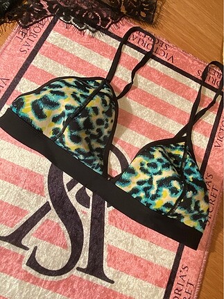 H&M üçgen neon leopar bikini üstü M/38