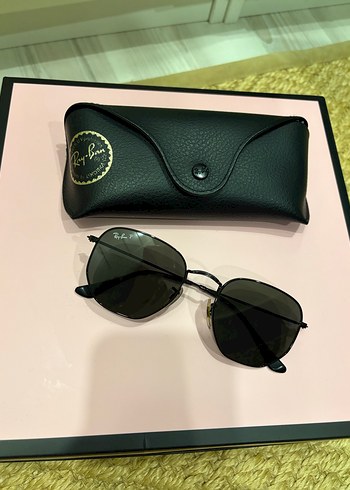 Ray-Ban Siyah polarize Kadın Güneş Gözlüğü - Görsel 2