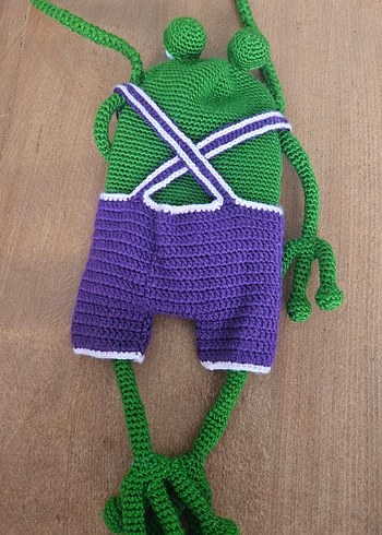 El Yapımı Kurbağa Amigurumi - Görsel 3