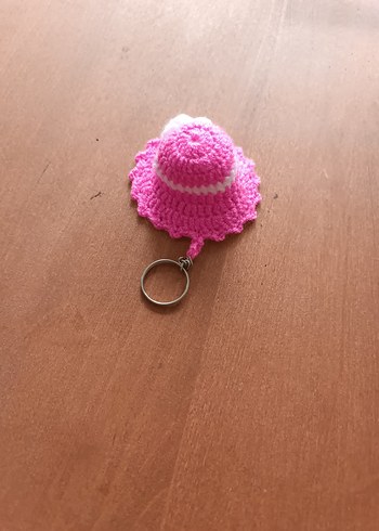 3 Adet  Örgü Anahtarlık Şapka - Görsel 3