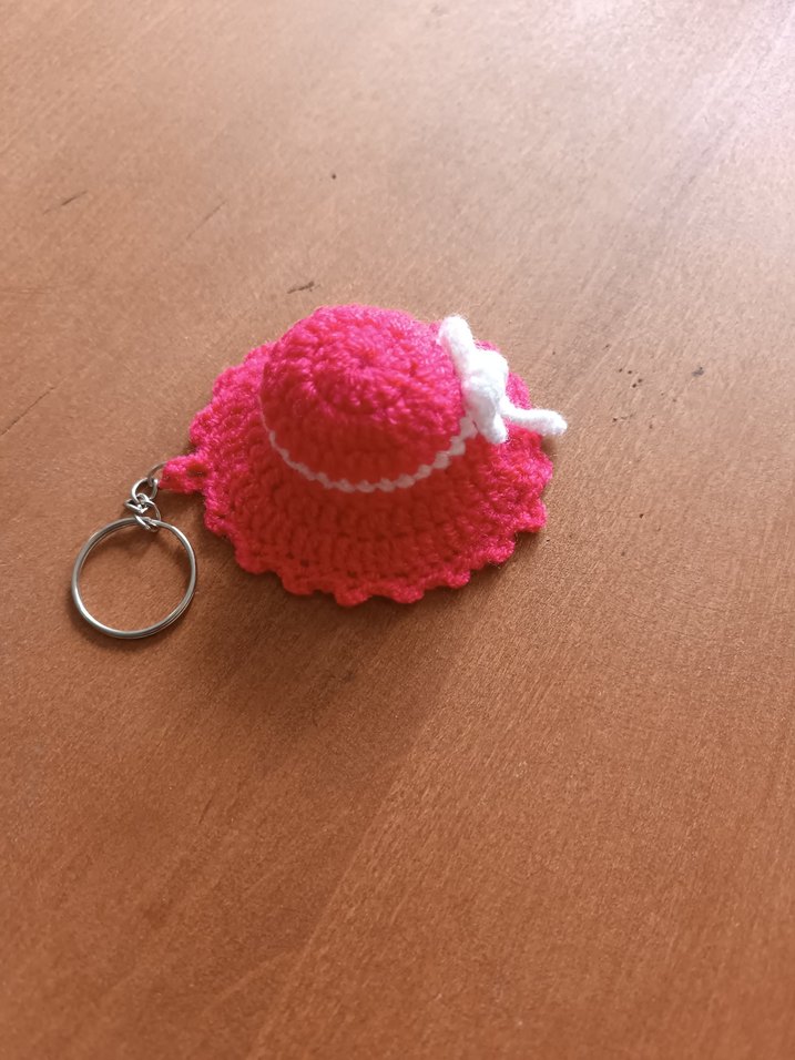 3 Adet  Örgü Anahtarlık Şapka - Görsel 2