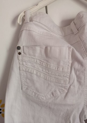 Beyaz Kemerli Midi Denim Kadın Pantolon - Görsel 2