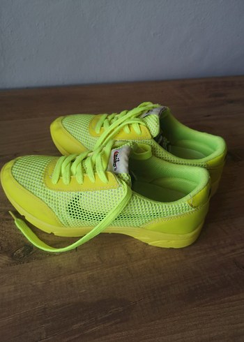 Nike Spor Ayakkabı - Görsel 2