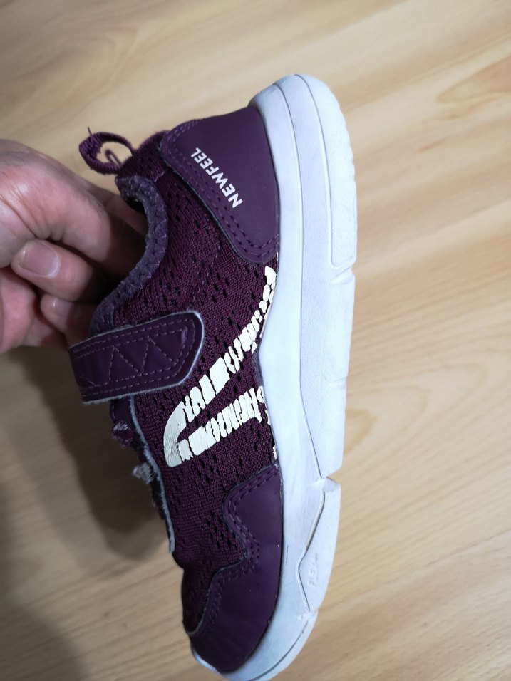 Kız Çocuk Mor Cırt Cırtlı Spor Ayakkabı - Görsel 4