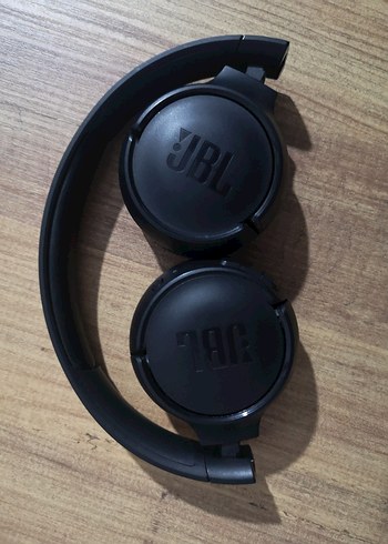 JBL Tune 570 Kablosuz Siyah Kulaklık - Görsel 4