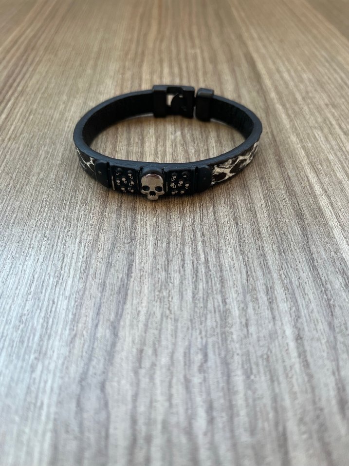 Kafatası Detaylı Siyah Gotik Erkek Bileklik - Görsel 2