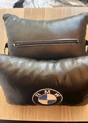 BMW Logolu Siyah Deri Görünümlü Minder - Görsel 2