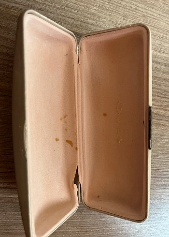 Bej Parlak Kadın Gözlük Kutusu - Görsel 2