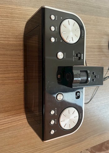 Siyah Müzik Sistemi Kontrol Paneli - Görsel 4