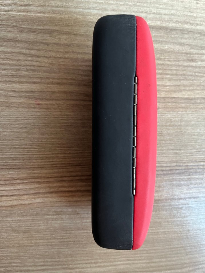 Kırmızı Fermuarlı XESS Gözlük Kutusu - Görsel 3